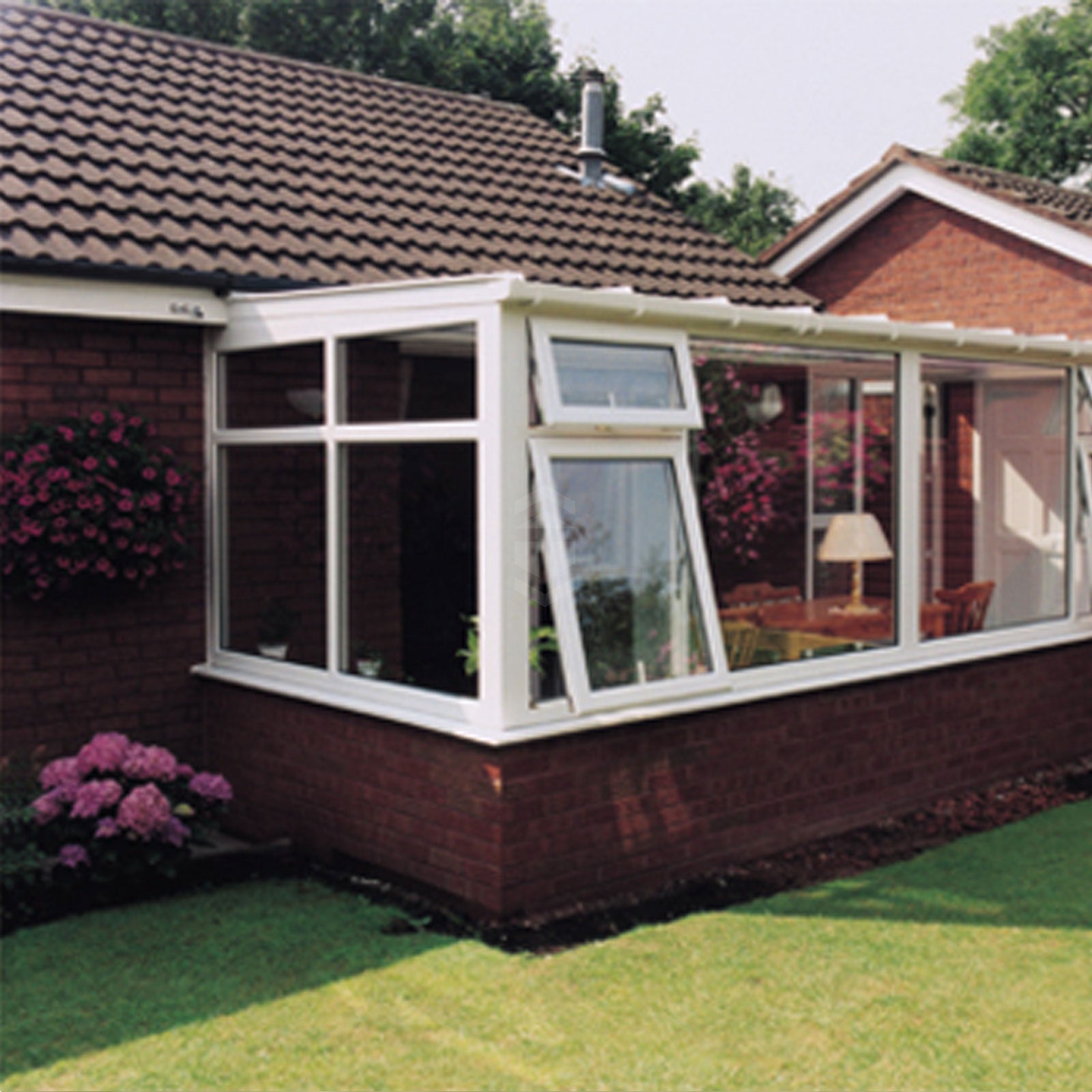 2.5m Ultralite 500 Roof Panels for Low-Pitch Lean-To Conservatory Roof