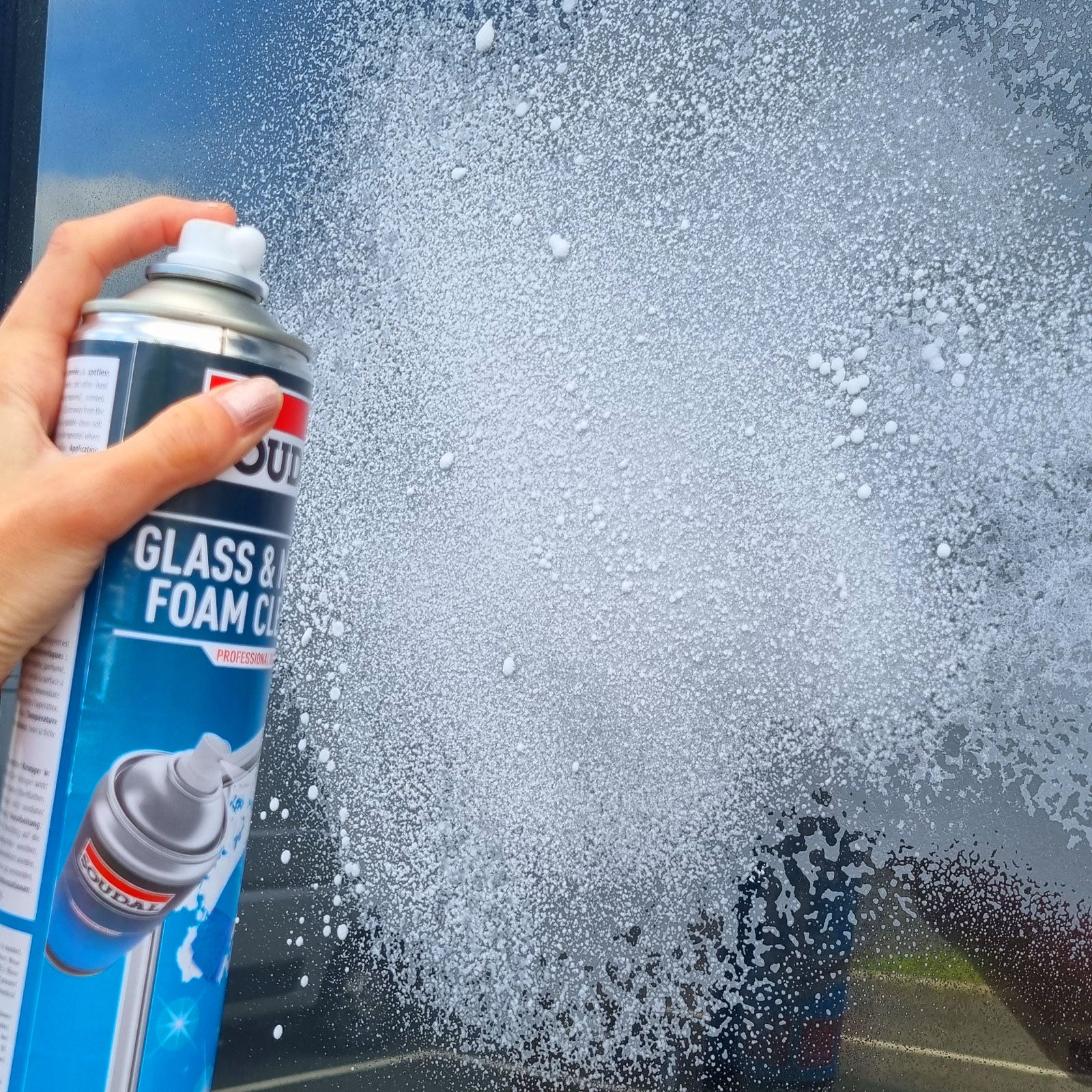 uPVC Window Glass Cleaner Aerosol Foam Spray 750ml Mirror Cleaning No Streaks uPVC Window Glass Cleaner Aerosol Foam Spray 750ml Mirror Cleaning No Streaks